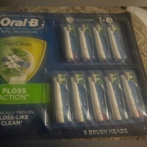 NEW ORAL-B REFILL BRUSH HEADS MAX CLEAN FLOSS ACTION 9 BRUSH HEADS